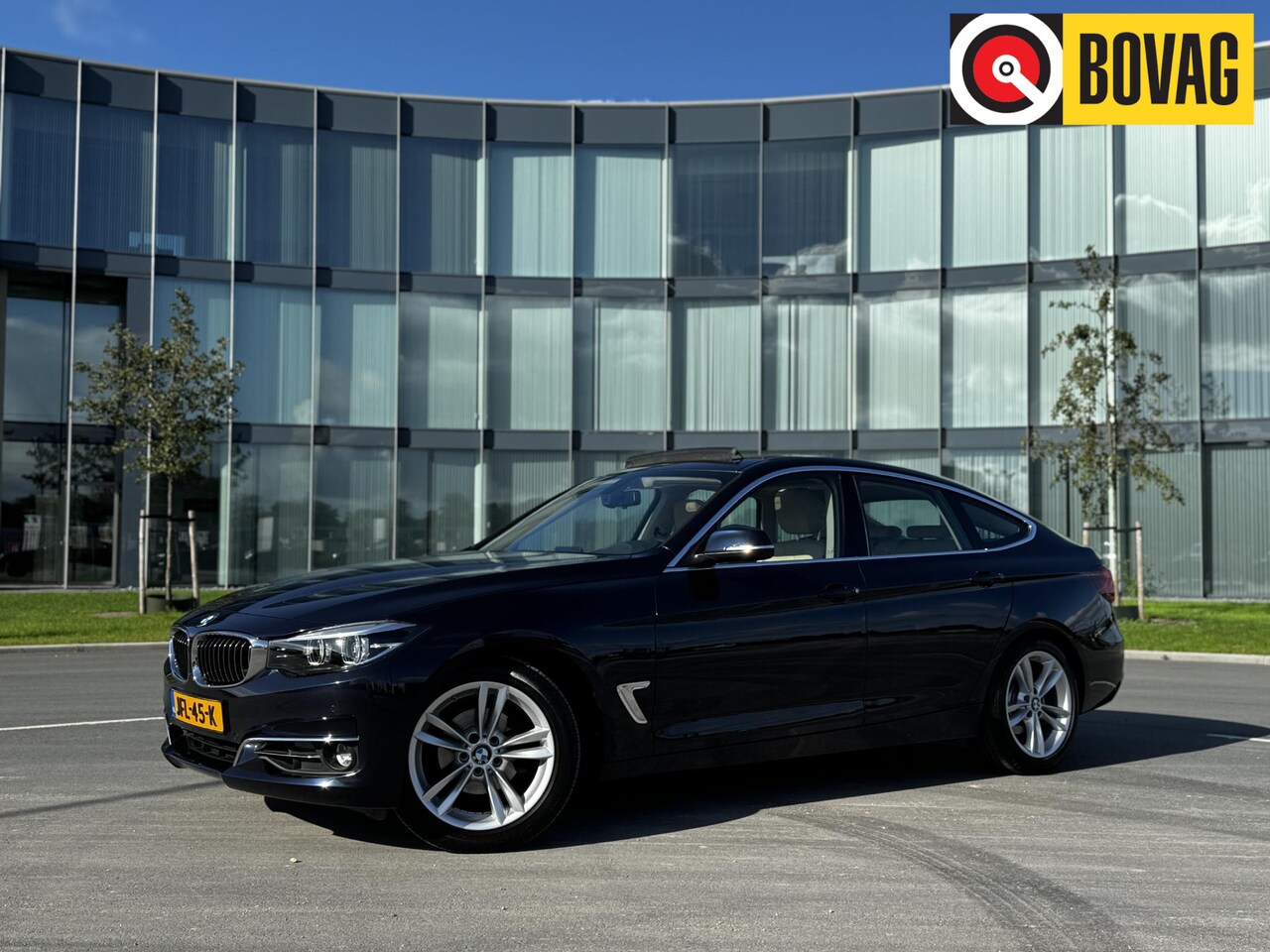 BMW 3-serie - 320i xDrive High Executive 320i xDrive High Executive - AutoWereld.nl
