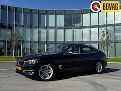 BMW 3-serie - 320i xDrive High Executive