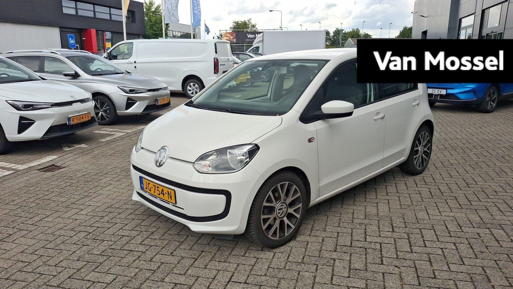 Volkswagen Up! - 1.0 move up! BlueMotion | 60 PK | Automaat | Lichtmetalen Velgen | Airco | Radio - AutoWereld.nl