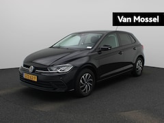 Volkswagen Polo - 1.0 TSI Life Edition 15 inch velgen | Automaat | Stoelverwarming | Adaptive cruise control