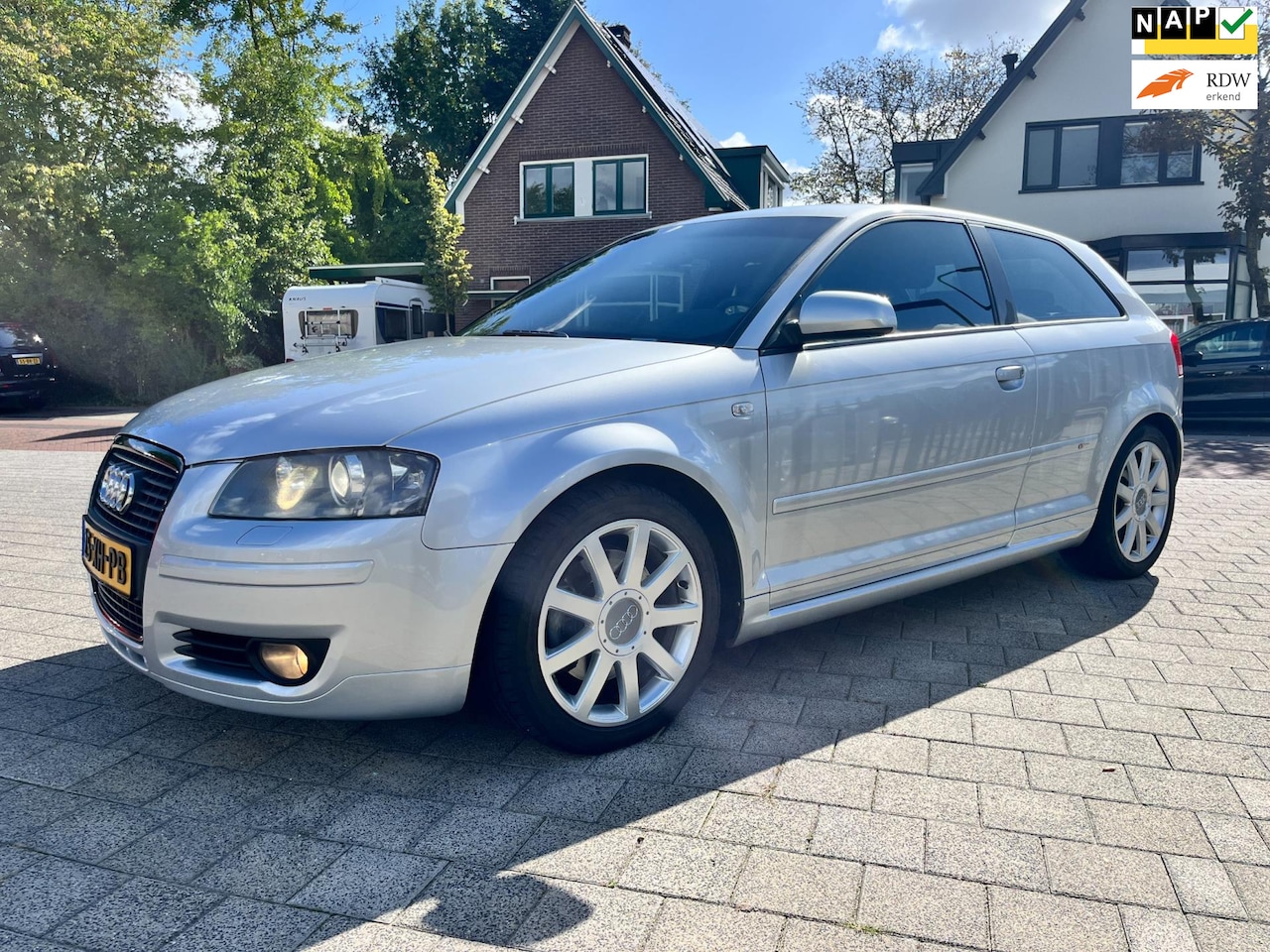 Audi A3 - 2.0 TFSI 3x S-Line 200 PK Leder Xenon Ecc LM NL Auto APK - AutoWereld.nl