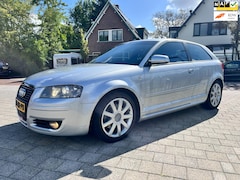 Audi A3 - 2.0 TFSI 3x S-Line 200 PK Leder Xenon Ecc LM NL Auto APK