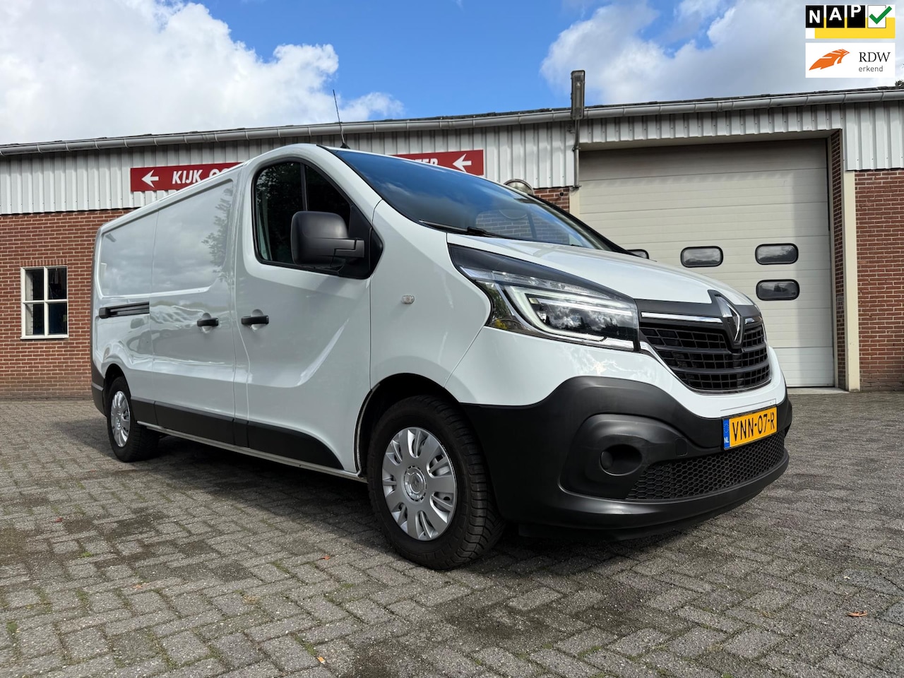 Renault Trafic - 2.0 dCi 120pk T29 L2H1 Comfort navi airco cruise 21-2021 - AutoWereld.nl