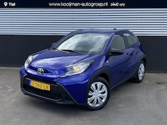 Toyota Aygo X - 1.0 VVT-i MT Play Apple CarPlay/Android Auto navigatie, achteruitrij camera, Nieuw gelever