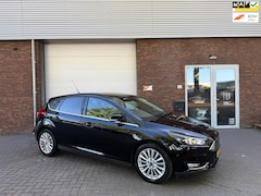 Ford Focus - 1.0 Titanium|AIRCO|KEYLESS|NIEUWE APK