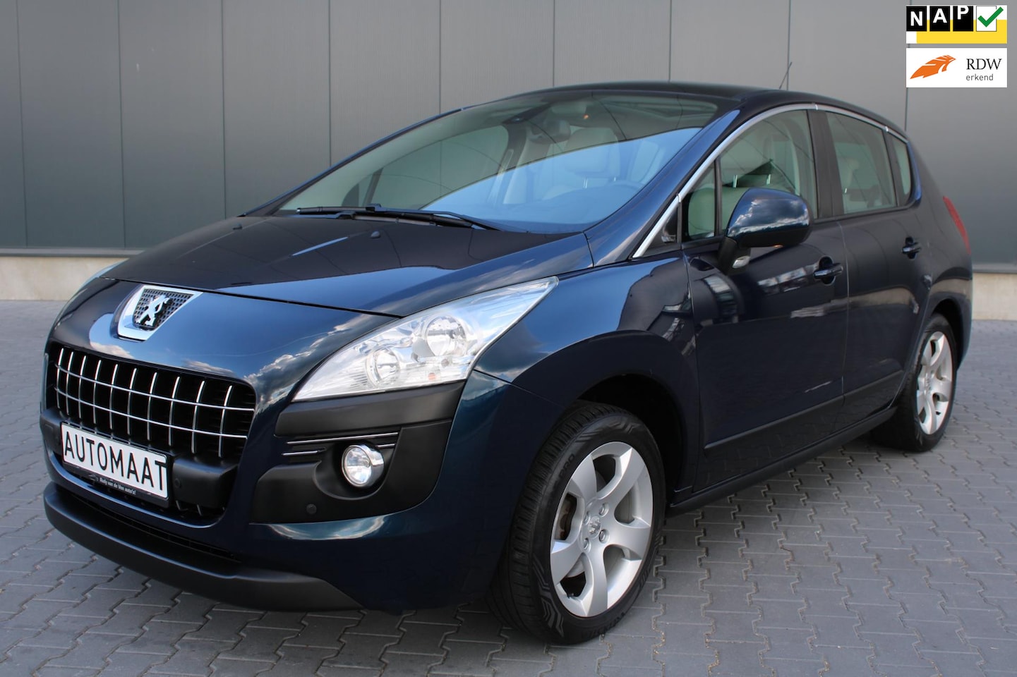 Peugeot 3008 - 1.6 THP ST TREKHAAK PANORAMDAK - AutoWereld.nl