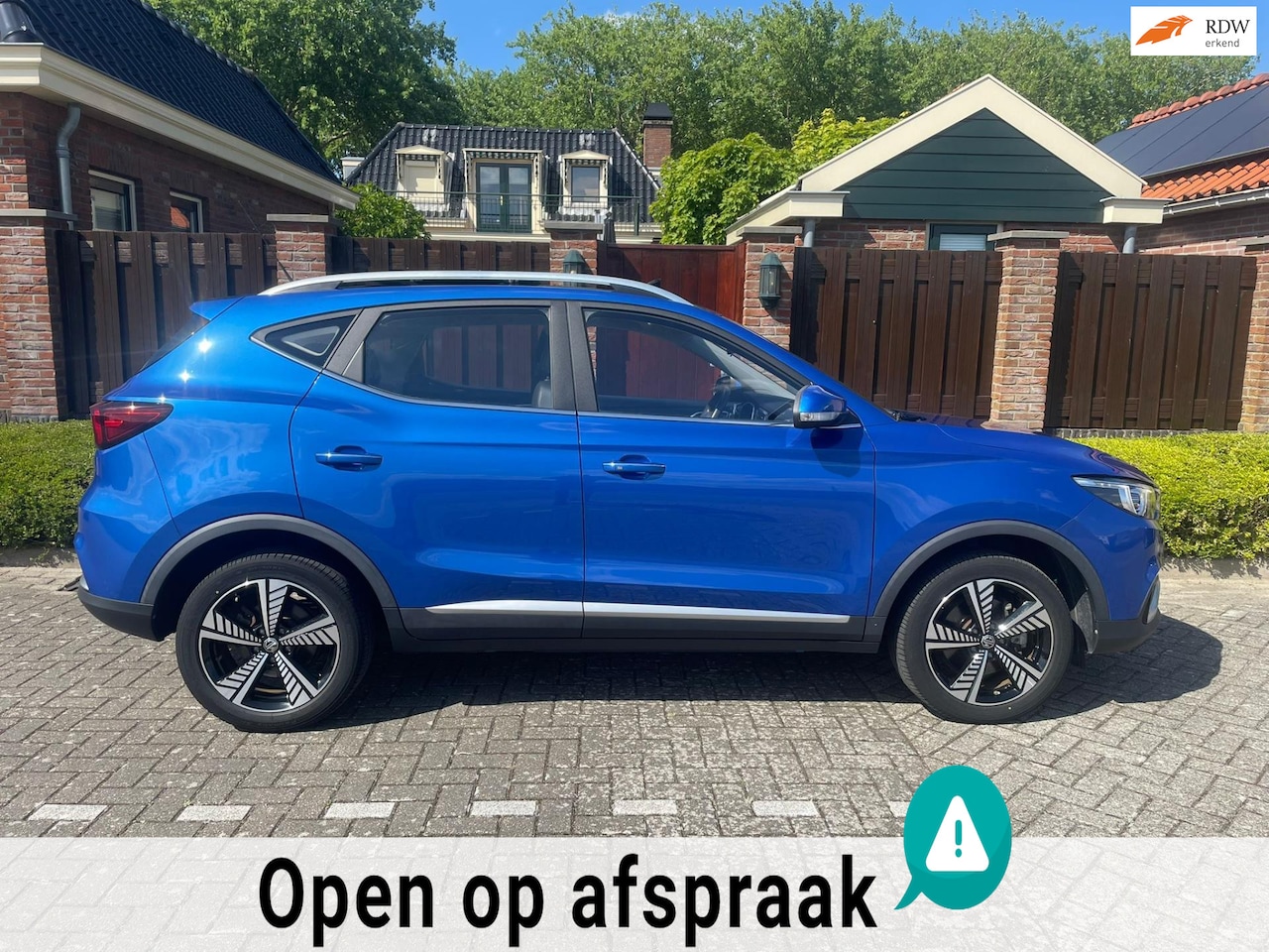 MG ZS - Luxury 45 kWh NAVI PANORAMADAK CLIMA PDC LAGE KM - AutoWereld.nl