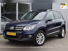 Volkswagen Tiguan - 1.4 TSI Sport&Style | Pano | Xenon | Leder | Keyless | APK 9-2026