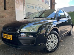 Ford Focus - 1.6-16V Champion|Airco|Trekhaak|Cruise|Nw APK|