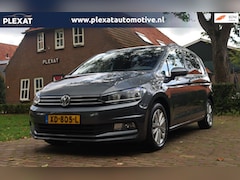 Volkswagen Touran - 1.4 TSI Connected Series 7p Aut. | Stoelverwarming | Trekhaak | PDC | 7-persoons | Histori