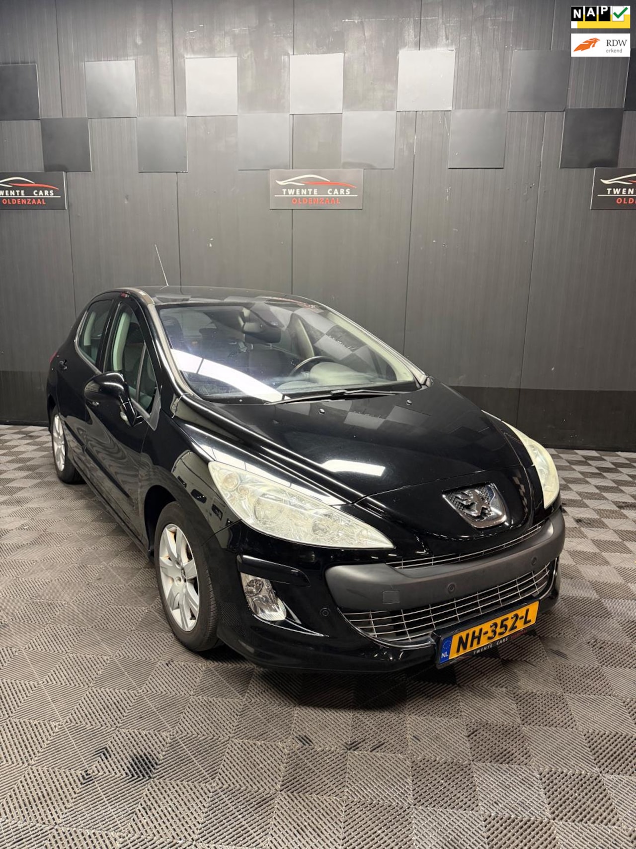 Peugeot 308 - 1.6 VTi Blue Lease | Clima | Pano| Cruise | Nieuwe APK | - AutoWereld.nl