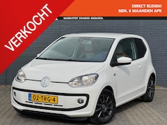 Volkswagen Up! - 1.0 high up BlueMotion | Navigatie | Lane assist | WoW Up