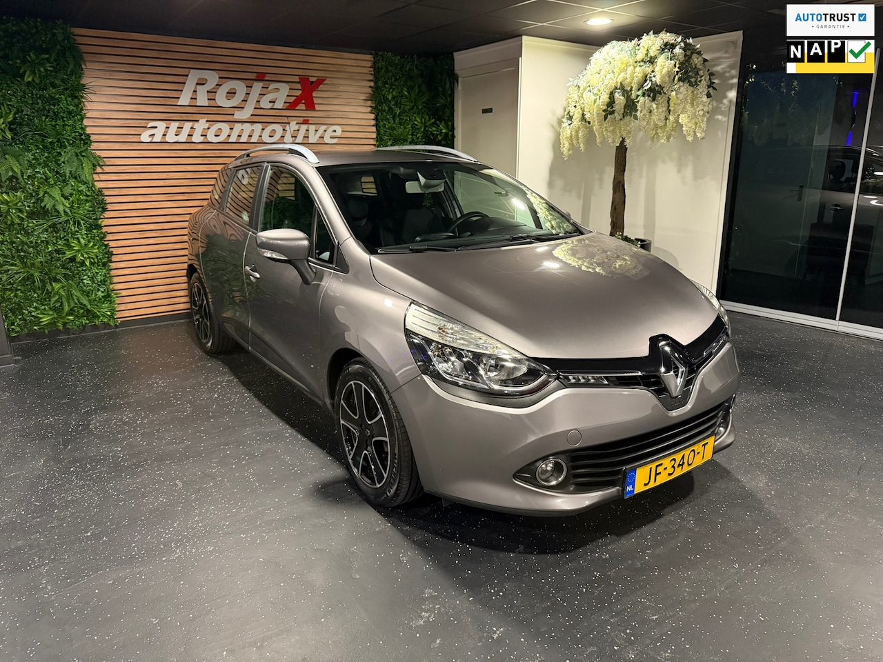 Renault Clio Estate - 1.5 dCi ECO Dynamique NAVI/CLIMA/CRUISE/NWE APK. - AutoWereld.nl