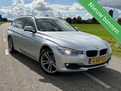 BMW 3-serie Touring - 318d Aut High Executive 143pk | Xenon | Camera