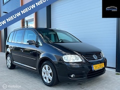 Volkswagen Touran - 2.0-16V FSI Highline | NW APK | GOED ONDERHOUDEN