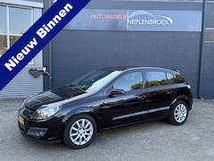 Opel Astra - 1.6 Sport Bj 2004 5-drs applecarplay Leuk beginners auto