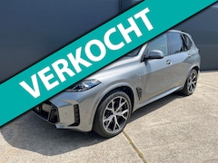 BMW X5 - XDrive50e M pakket / Pano / Head-up / Elektrische trekhaak / 360 camera