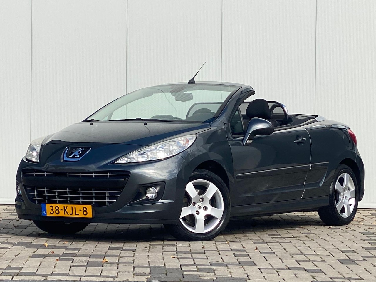 Peugeot 207 CC - 1.6 VTi 1.6 VTi - AutoWereld.nl