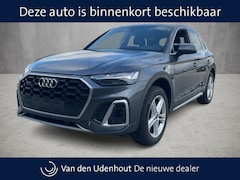 Audi Q5 - 50 TFSIe 299pk PHEV Quattro S Line int. / Head Up / Trekhaak / Matrix LED / Adaptive Cruis