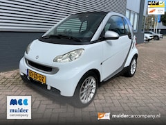 Smart Fortwo coupé - 1.0 Pulse Automaat / Airco / Youngtimer / Car Play / LM velgen / Ned Auto / MCC / Gouda