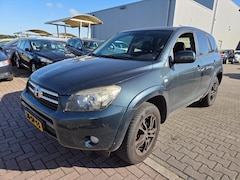 Toyota RAV4 - 2.2 D-CAT Executive Full options