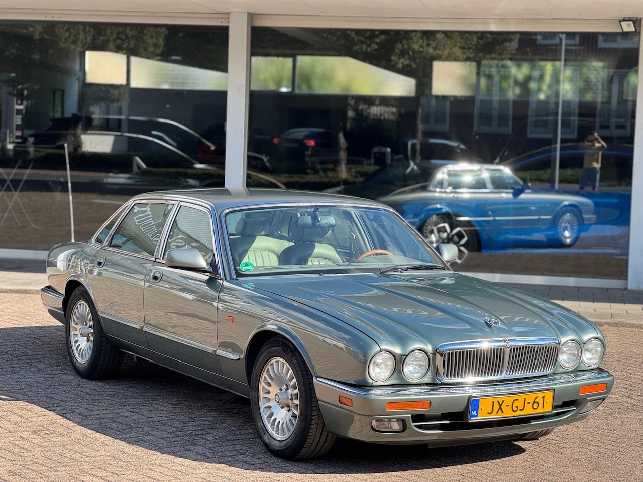 Jaguar Sovereign - 3.2 V8|Origineel Nederlands|2de Eigenaar! - AutoWereld.nl