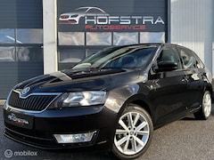 Skoda Rapid - 1.2 TSI Trekhaak Stoelverwarming PDC Netjes