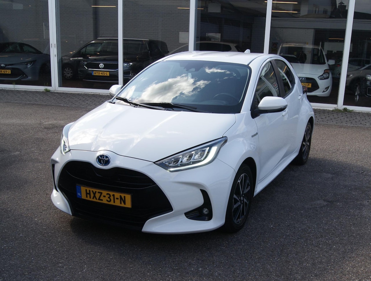 Toyota Yaris - 1.5 Hybrid Dynamic Cruise,Clima,Camera,RIJKLAARPRIJS!! - AutoWereld.nl