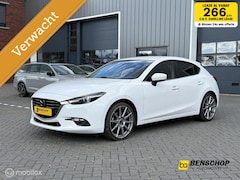 Mazda 3 - 3 2.0 SkyActiv-G 120 GT-M Navi HUD Bose Leer Cruise LED