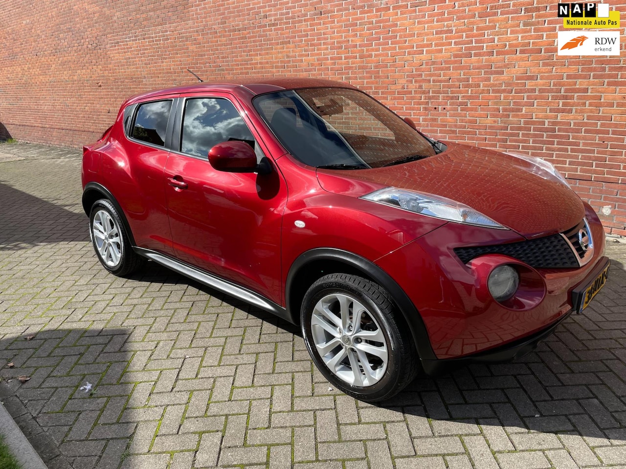 Nissan Juke - 1.6 Acenta Cruise Clima - AutoWereld.nl