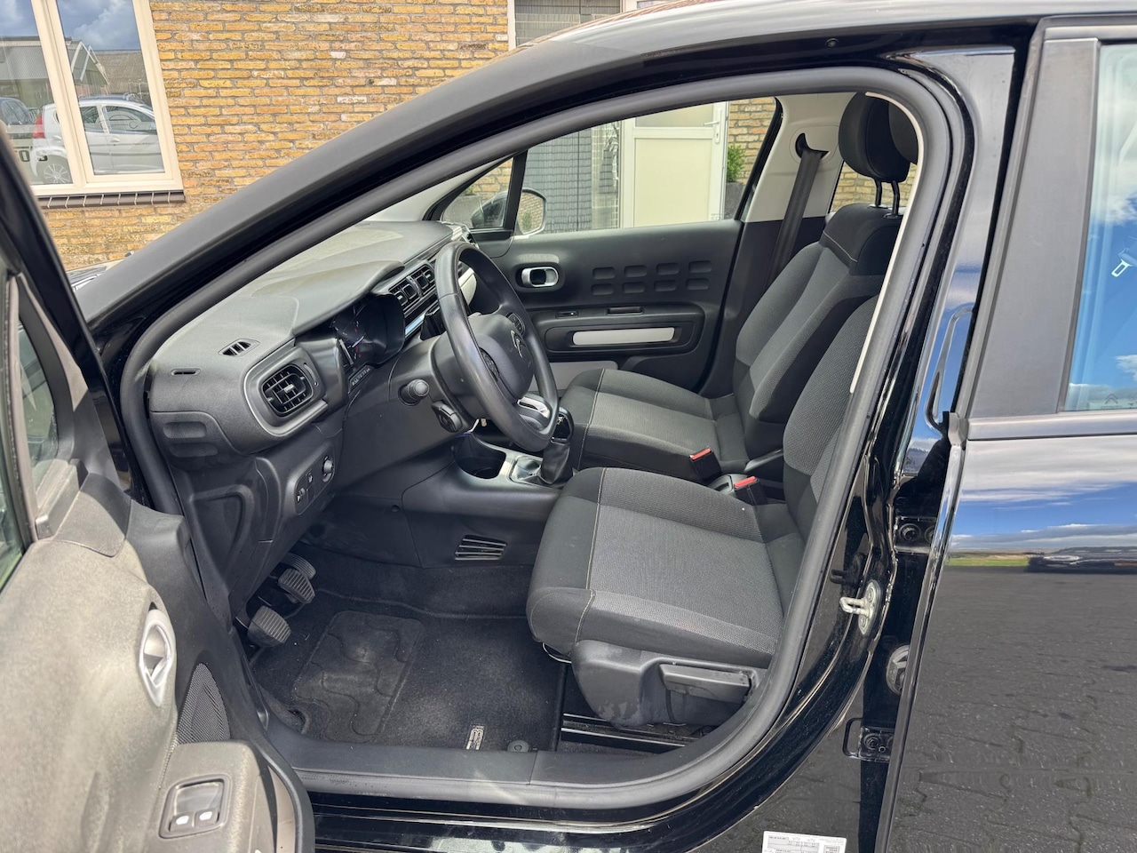 Citroën C3 - 1.2 PureTech S&S Feel Bj 2018 leuke auto - AutoWereld.nl