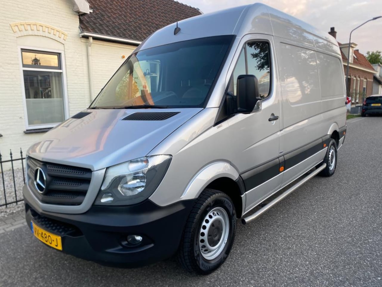 Mercedes-Benz Sprinter - 316 CDI Aut L2/H2 Laadklep,Camera,Navigatie. - AutoWereld.nl