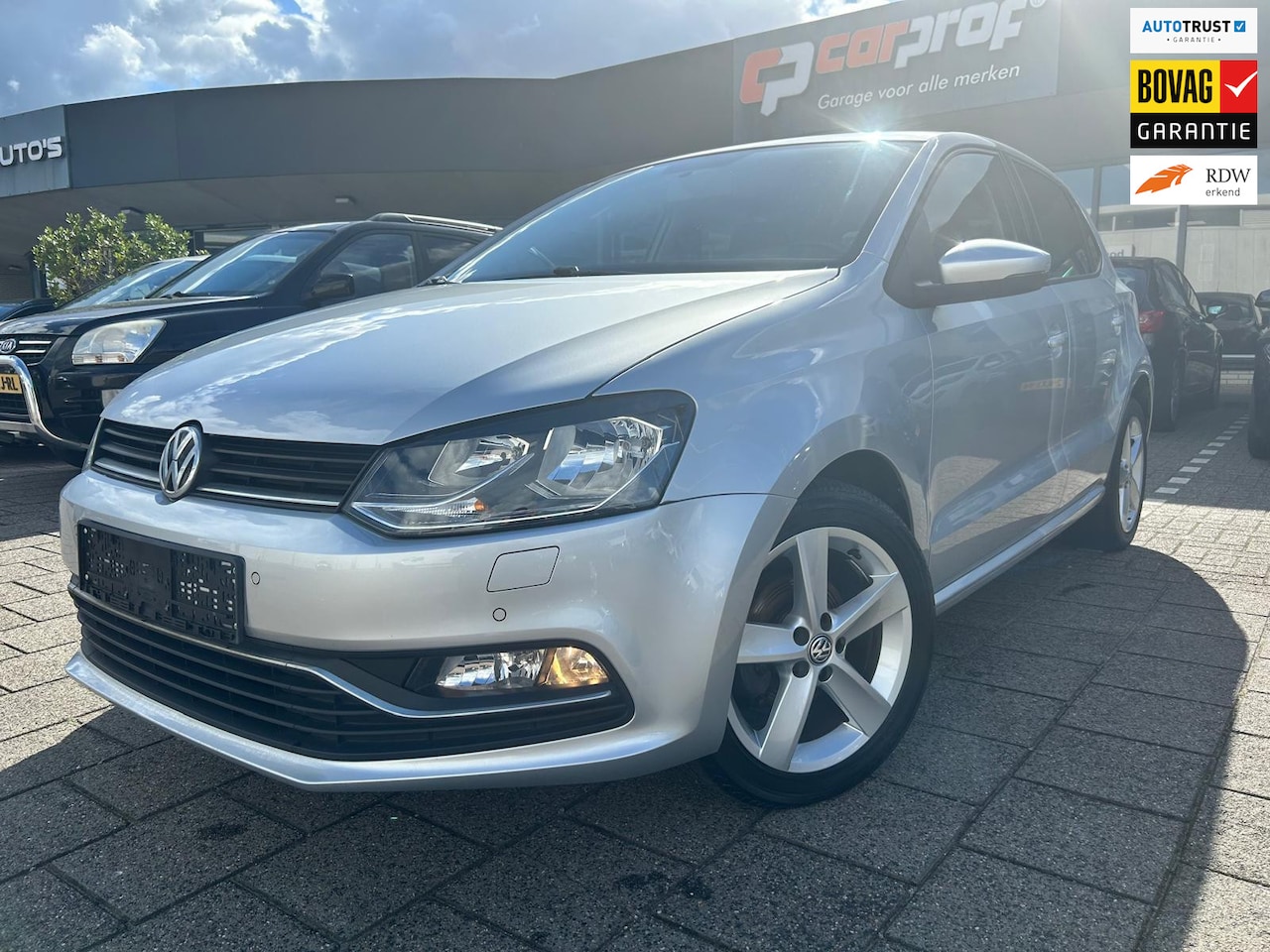 Volkswagen Polo - 1.2 TSI Highline Pdc|Navigatie|Dealer! - AutoWereld.nl