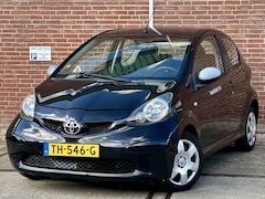 Toyota Aygo - 1.0-12V