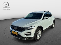 Volkswagen T-Roc - 1.0 TSI Style [ Adaptive cruise Navigatie ]