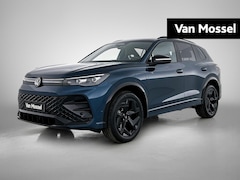 Volkswagen Tiguan - 1.5 eHybrid R-Line Edition 204 PK | Trekhaak | Black style | Elektrische achterklep | Stoe