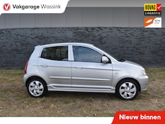 Kia Picanto - 1.1 EX Automaat Lederen bekleding Stoelverwarming Trekhaak