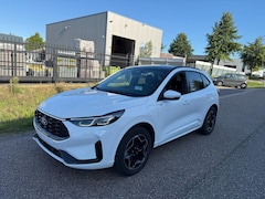 Ford Kuga - 2.5 243pk PHEV ST-Line Panoramadak, Trekhaak, HUD, Winter pack, Navi etc. etc