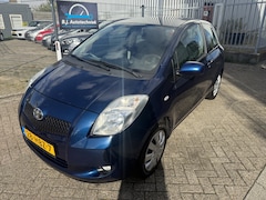 Toyota Yaris - 1.3 VVTi Sol Airco nw koppeling