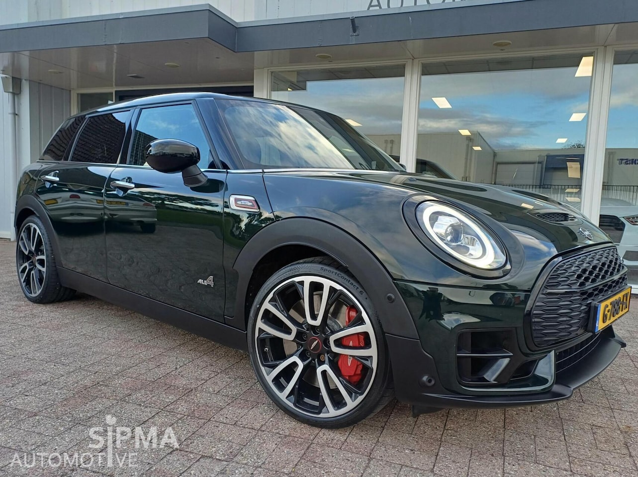 MINI Clubman - 2.0 JCW 306pk/71dkm/Bomvol/4wd/ - AutoWereld.nl