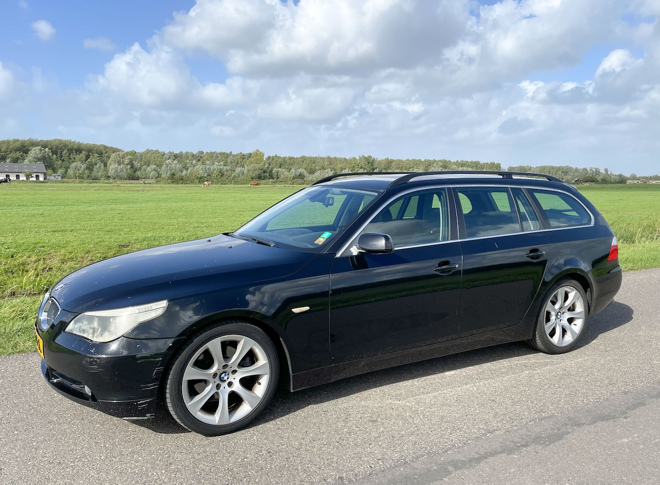 BMW 5-serie Touring - 525i E61 Zwart / Zwart Leer High Executive Youngtimer - AutoWereld.nl