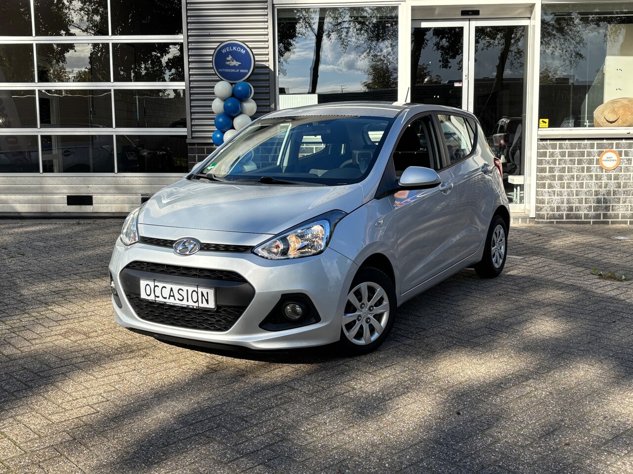 Hyundai i10 - 1.0i i-Motion Comfort Plus | Org-NL auto. 1e eig. Lage km. Nw staat.