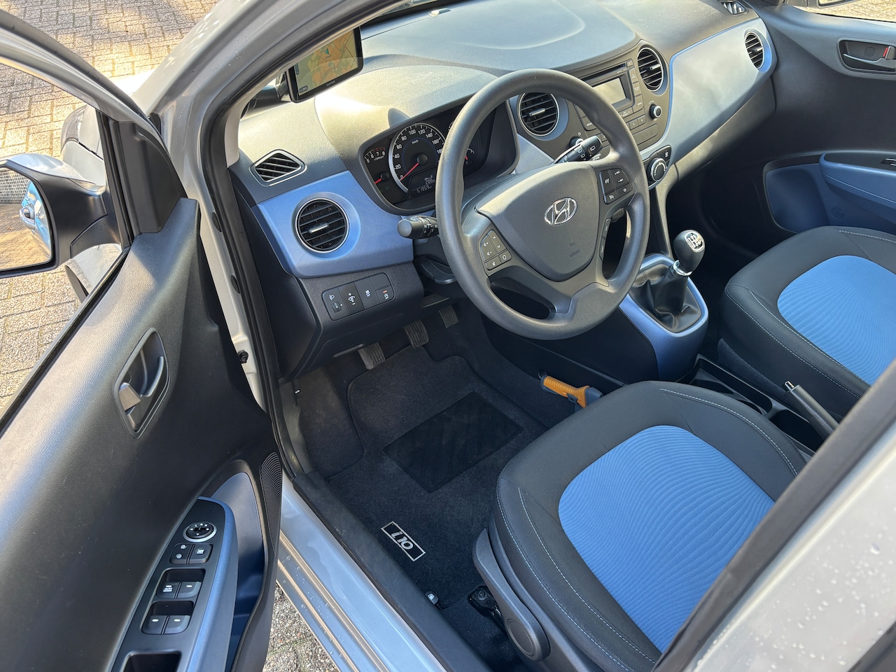 Hyundai i10 - 1.0i i-Motion Comfort Plus | Org-NL auto. 1e eig. Lage km. Nw staat.