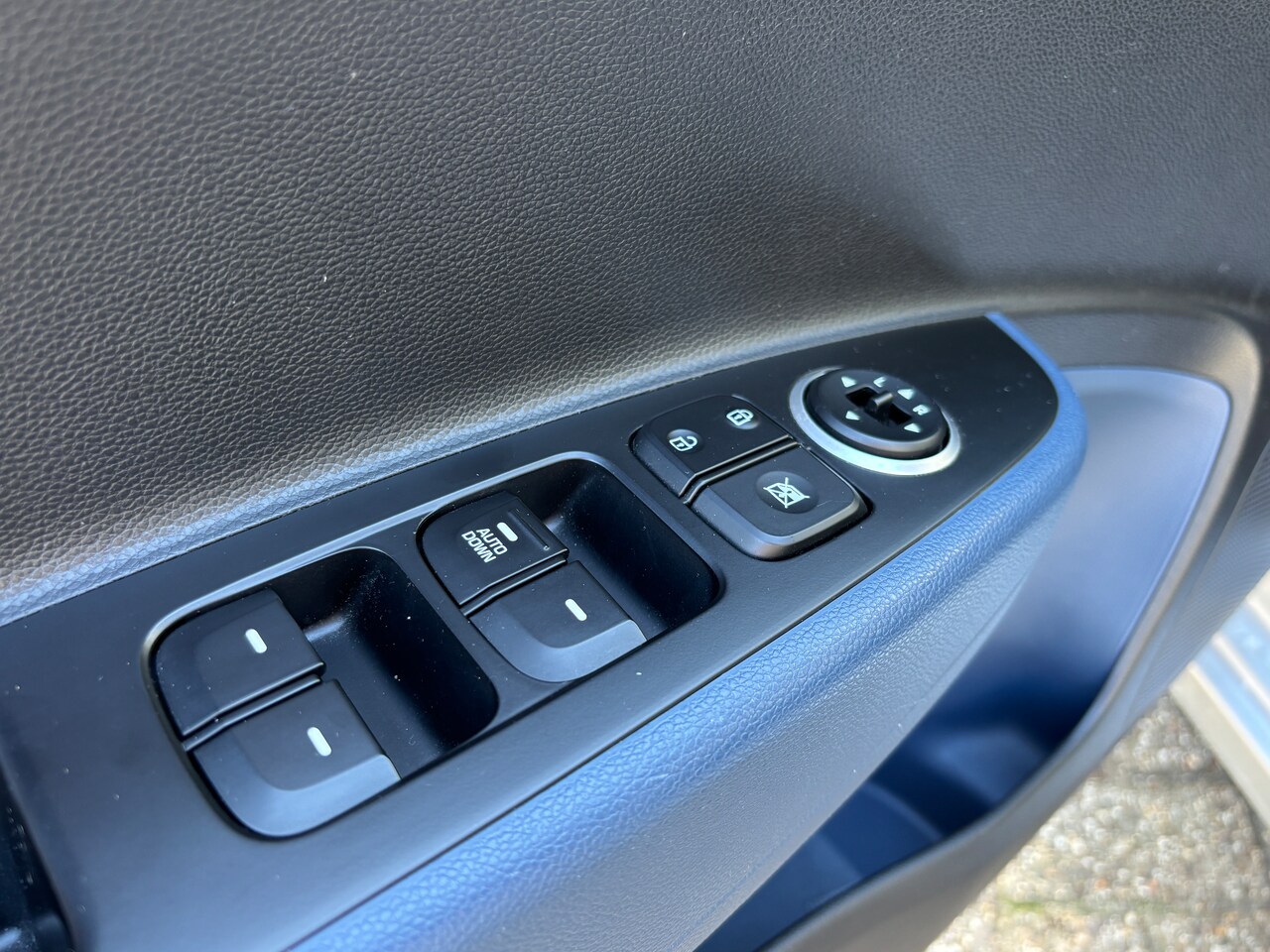 Hyundai i10 - 1.0i i-Motion Comfort Plus | Org-NL auto. 1e eig. Lage km. Nw staat.