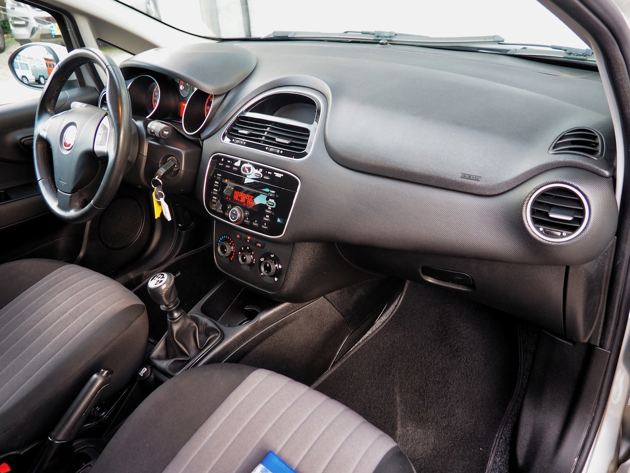 Fiat Punto - 0.9 TwinAir Turbo Pop AIRCO ELEK. PAKKET LM VELGEN