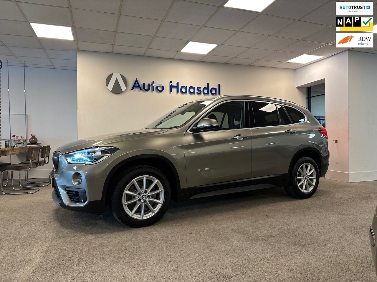 BMW X1 - SDrive20i Centennial Executive|AUTOMAAT|192PK|1e EIGENAAR - AutoWereld.nl