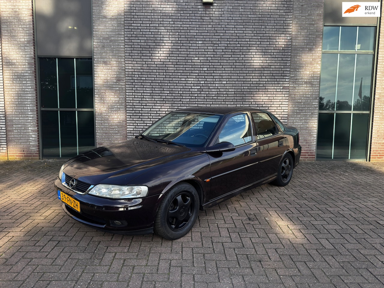 Opel Vectra - 1.6-16V Business Edition 1.6-16V Business Edition - AutoWereld.nl