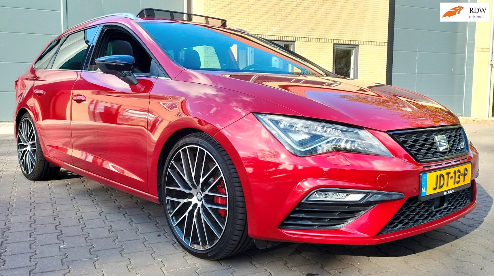 SEAT Leon ST - 2.0 TSI 4DRIVE CUPRA 300 Virtual Cockpit - AutoWereld.nl