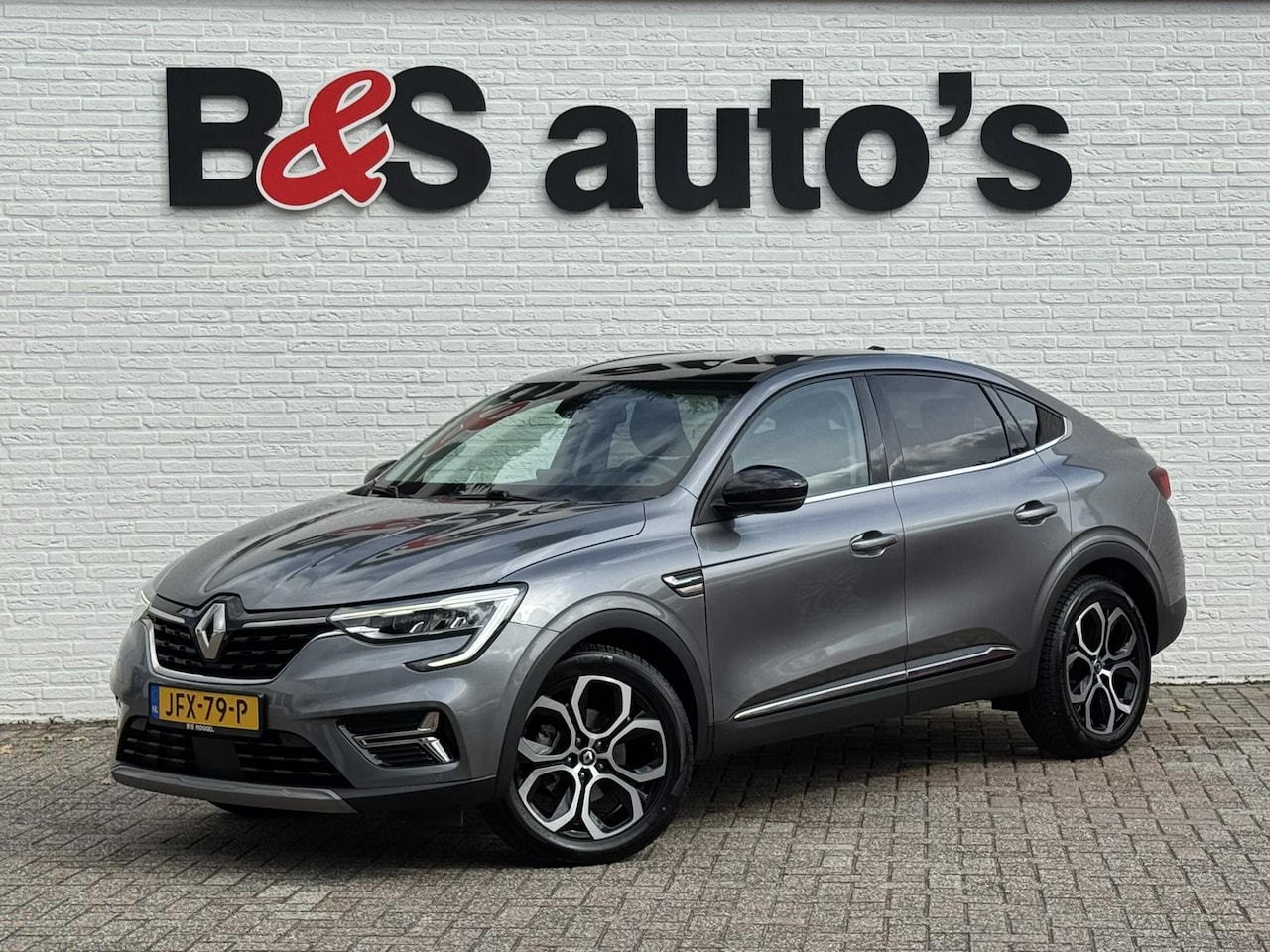 Renault Arkana - 1.6 E-Tech Hybrid 145 Intens Camera Clima Navigatie Carplay Adaptieve cruise Lane assist - AutoWereld.nl