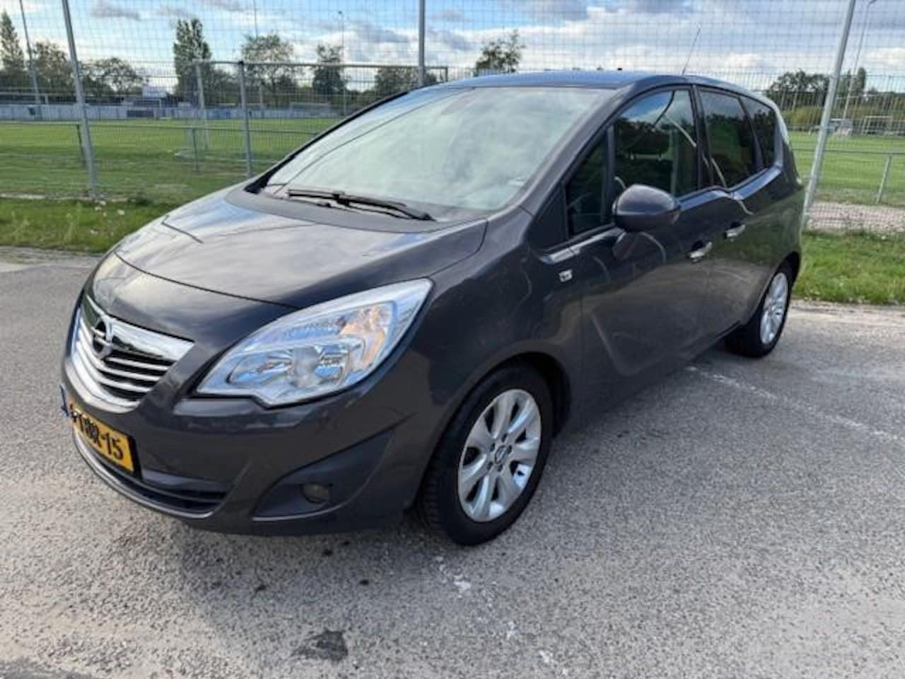 Opel Meriva - 1.4 Turbo Cosmo 131.000 Km Apk 24-02-2026 - AutoWereld.nl